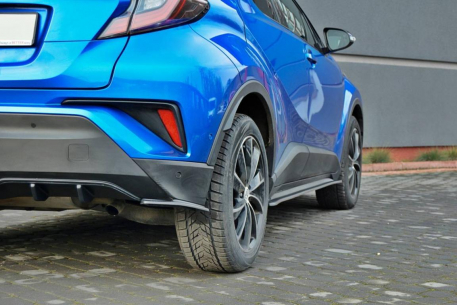 [Obr.: 10/51/76/0-rear-side-splitters-toyota-c-hr-gloss-black-1696461474.jpg]