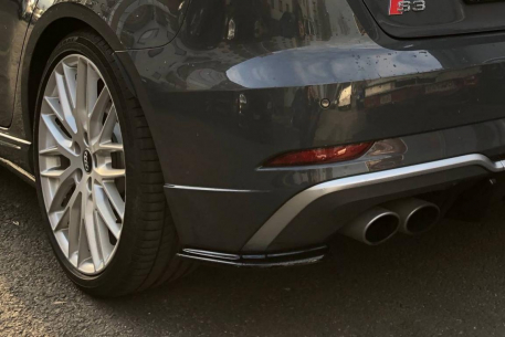 [Obr.: 10/54/19/7-rear-side-splitters-audi-s3-8v-fl-sportback-1696466867.jpg]
