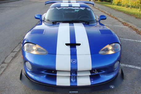 [Obr.: 11/06/94/1-maxton-design-racing-spoiler-pod-predni-naraznik-pro-dodge-viper-gts-plast-abs-bez-povrchove-upravy-1724195668.jpg]