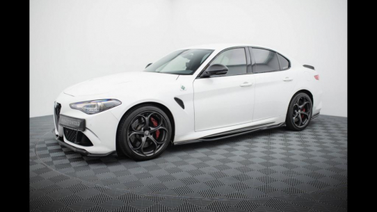 [Obr.: 11/72/17/0-splitters-set-alfa-romeo-giulia-quadrifoglio-1761309284.jpg]