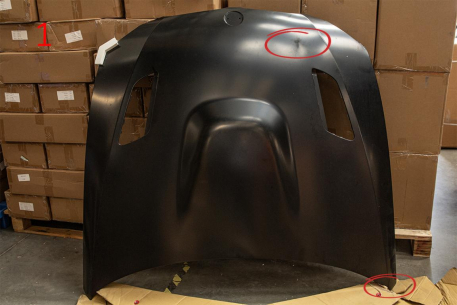 [Obr.: 11/76/65/3-hood-bmw-3-e92-pre-lci-damaged-1761313559.jpg]